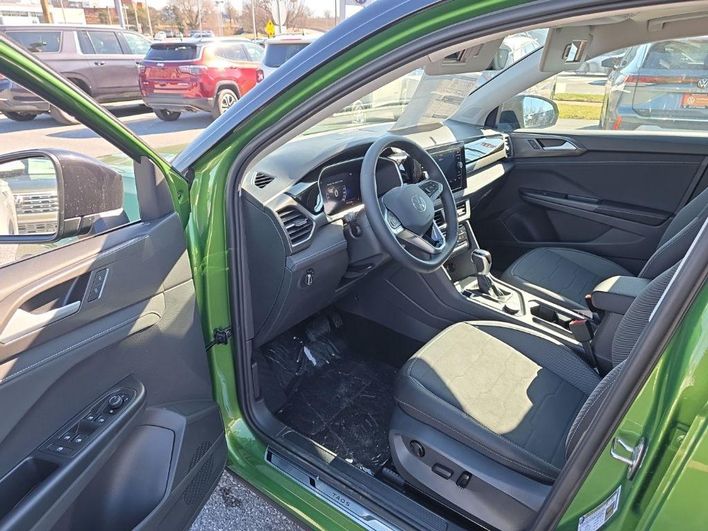 new 2026 Volkswagen Taos car, priced at $34,353