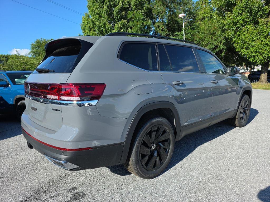 new 2026 Volkswagen Atlas car, priced at $43,965