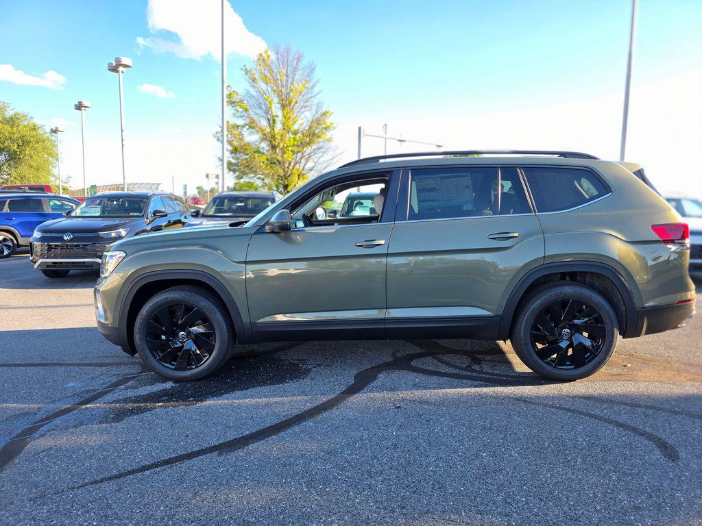 new 2026 Volkswagen Atlas car, priced at $45,452