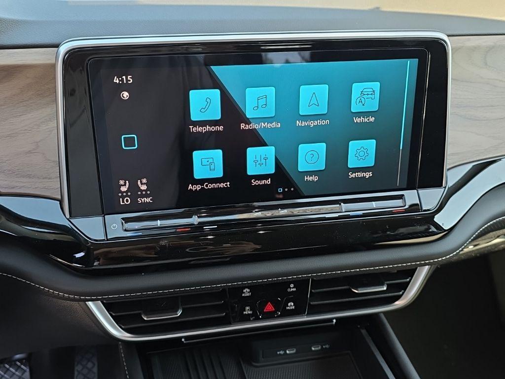 new 2026 Volkswagen Atlas car, priced at $43,858