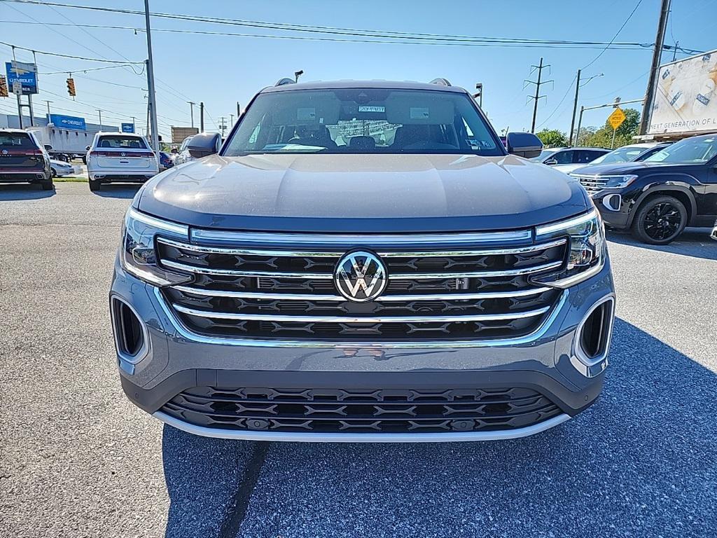 new 2026 Volkswagen Atlas car, priced at $43,200
