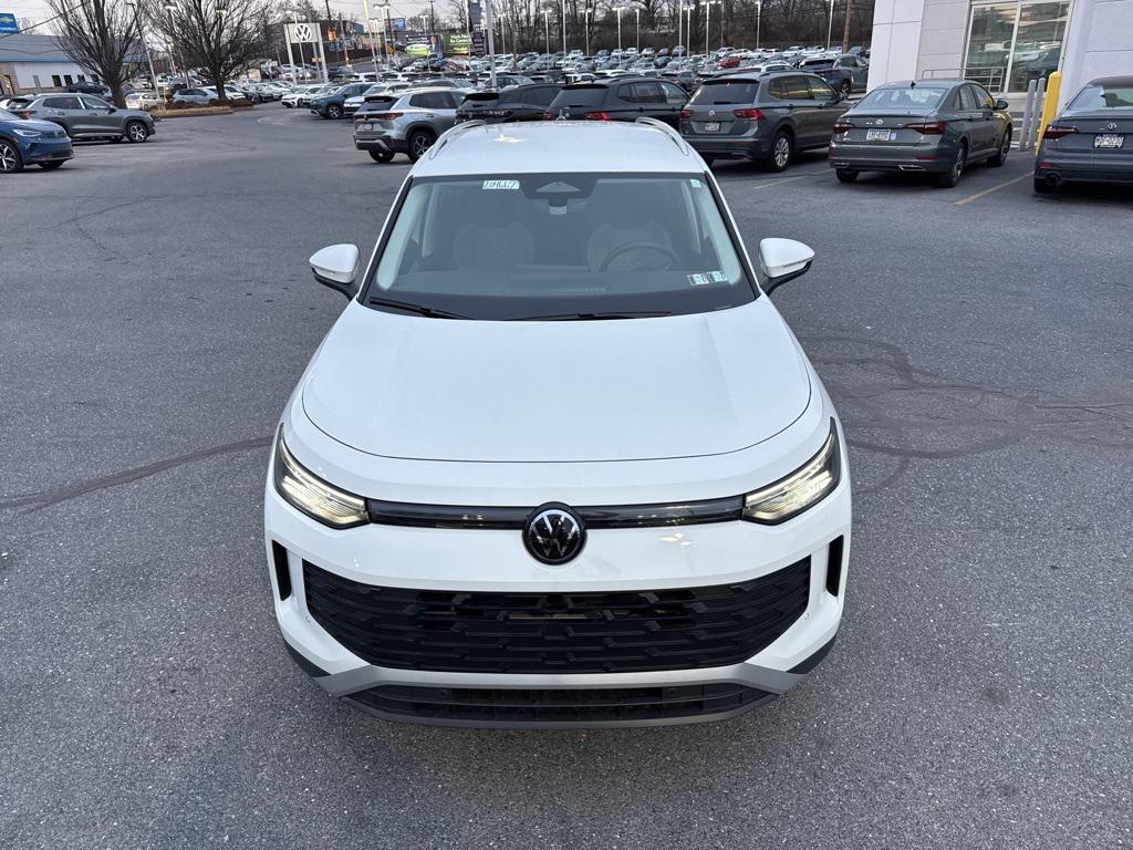 used 2025 Volkswagen Tiguan car, priced at $29,991