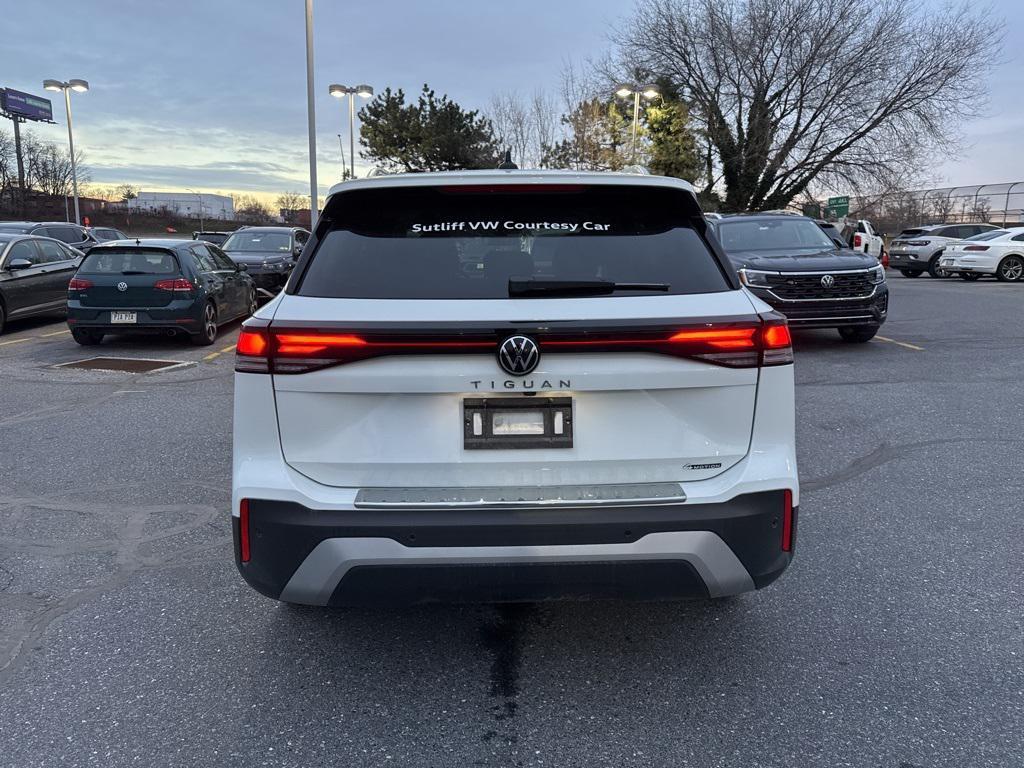 used 2025 Volkswagen Tiguan car, priced at $29,991