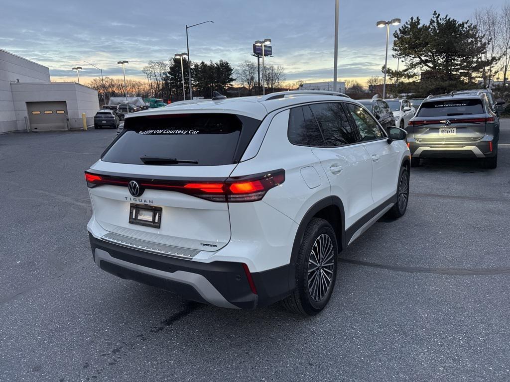 used 2025 Volkswagen Tiguan car, priced at $29,991