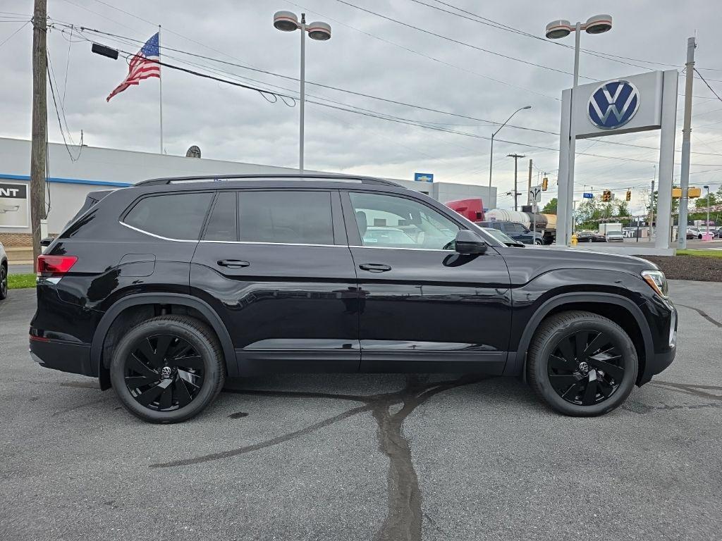 new 2026 Volkswagen Atlas car, priced at $43,966