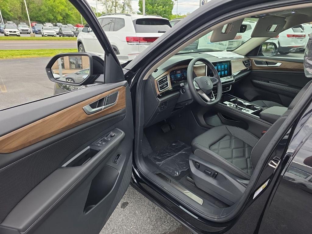new 2026 Volkswagen Atlas car, priced at $43,966