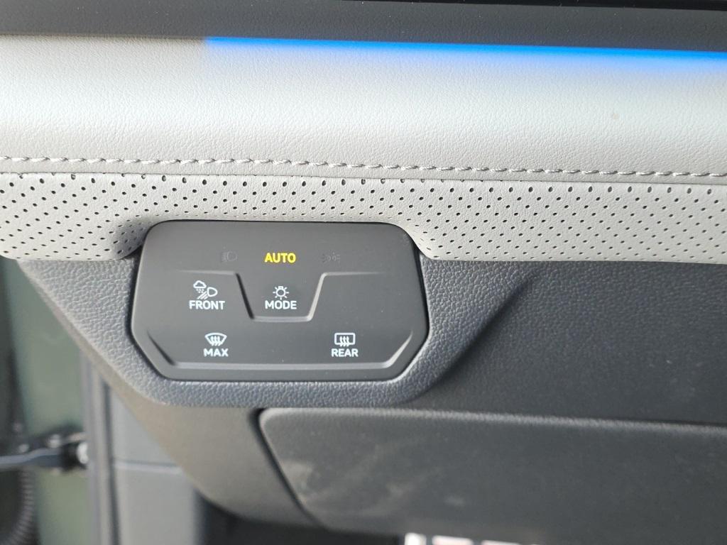 new 2026 Volkswagen Atlas car, priced at $45,838