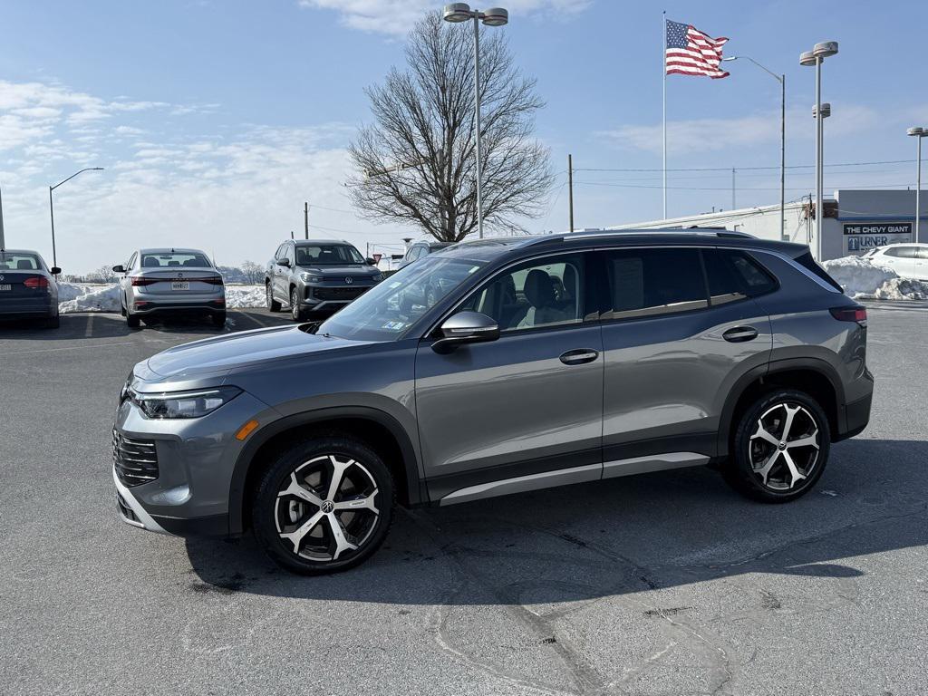 used 2025 Volkswagen Tiguan car, priced at $30,506