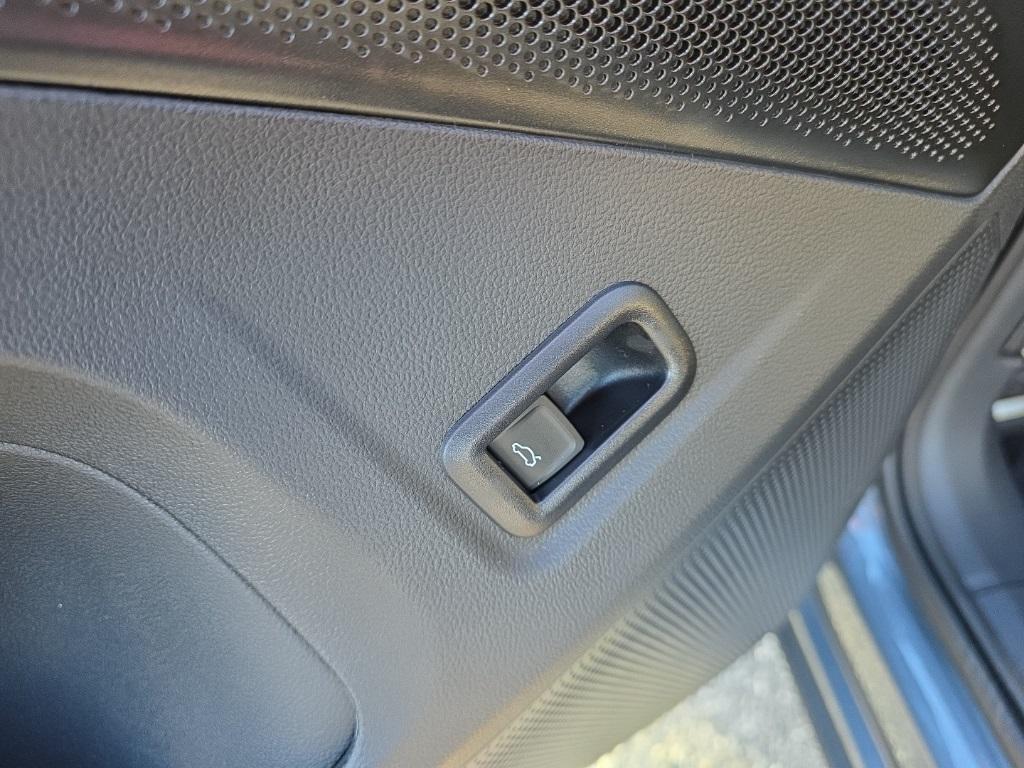 new 2026 Volkswagen Tiguan car, priced at $38,634