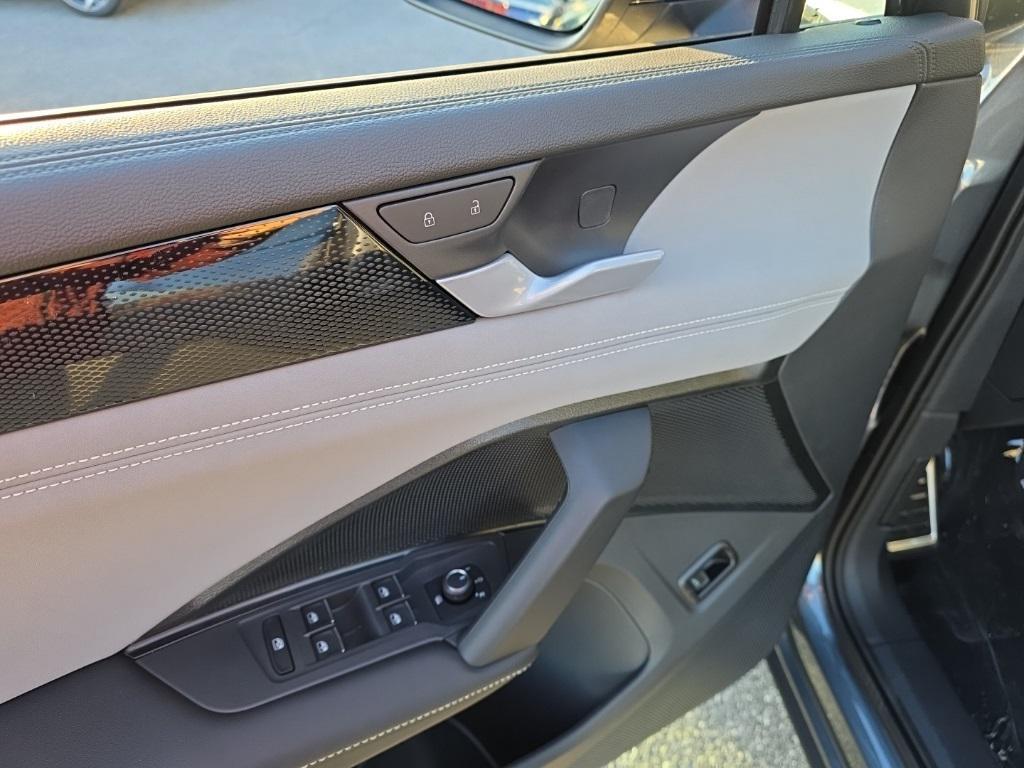 new 2026 Volkswagen Tiguan car, priced at $38,634