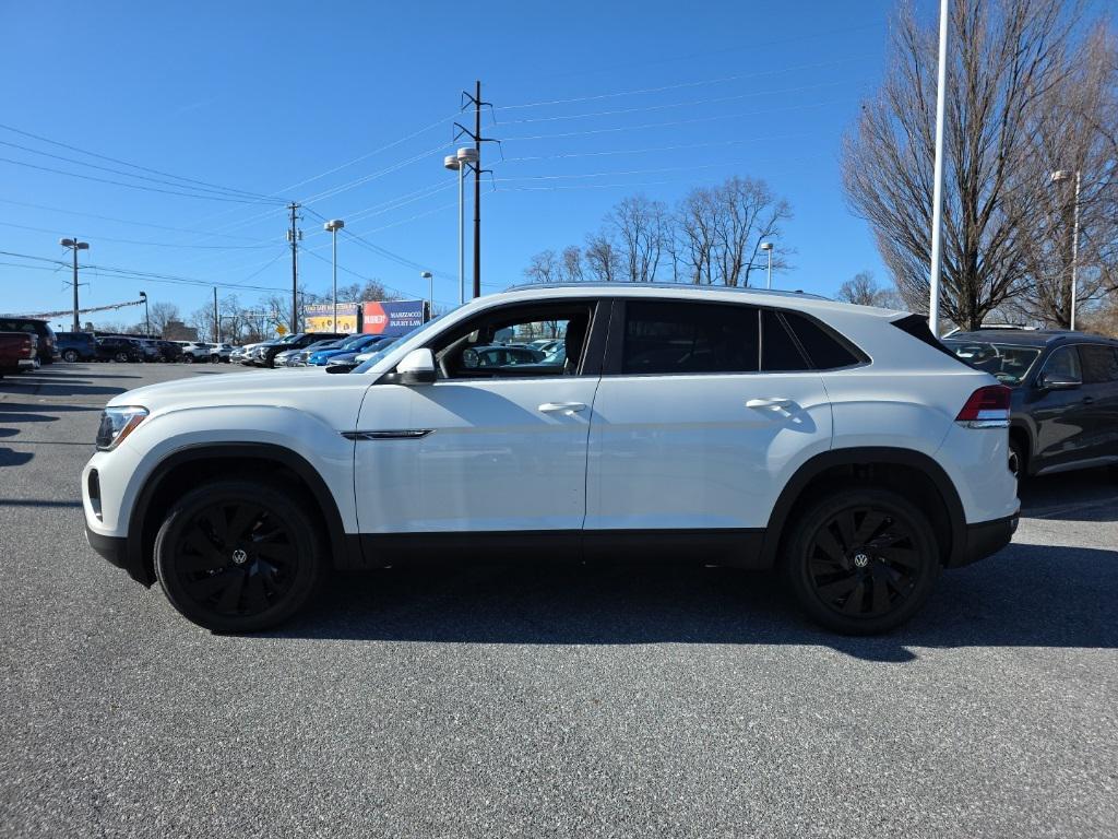 new 2026 Volkswagen Atlas Cross Sport car, priced at $42,924