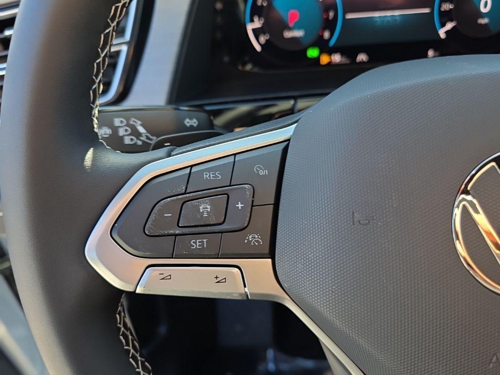 new 2026 Volkswagen Atlas Cross Sport car, priced at $42,924