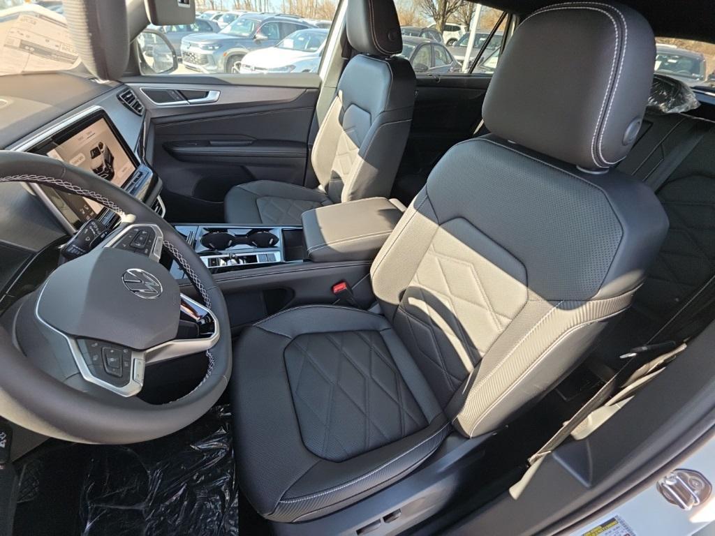 new 2026 Volkswagen Atlas Cross Sport car, priced at $42,924