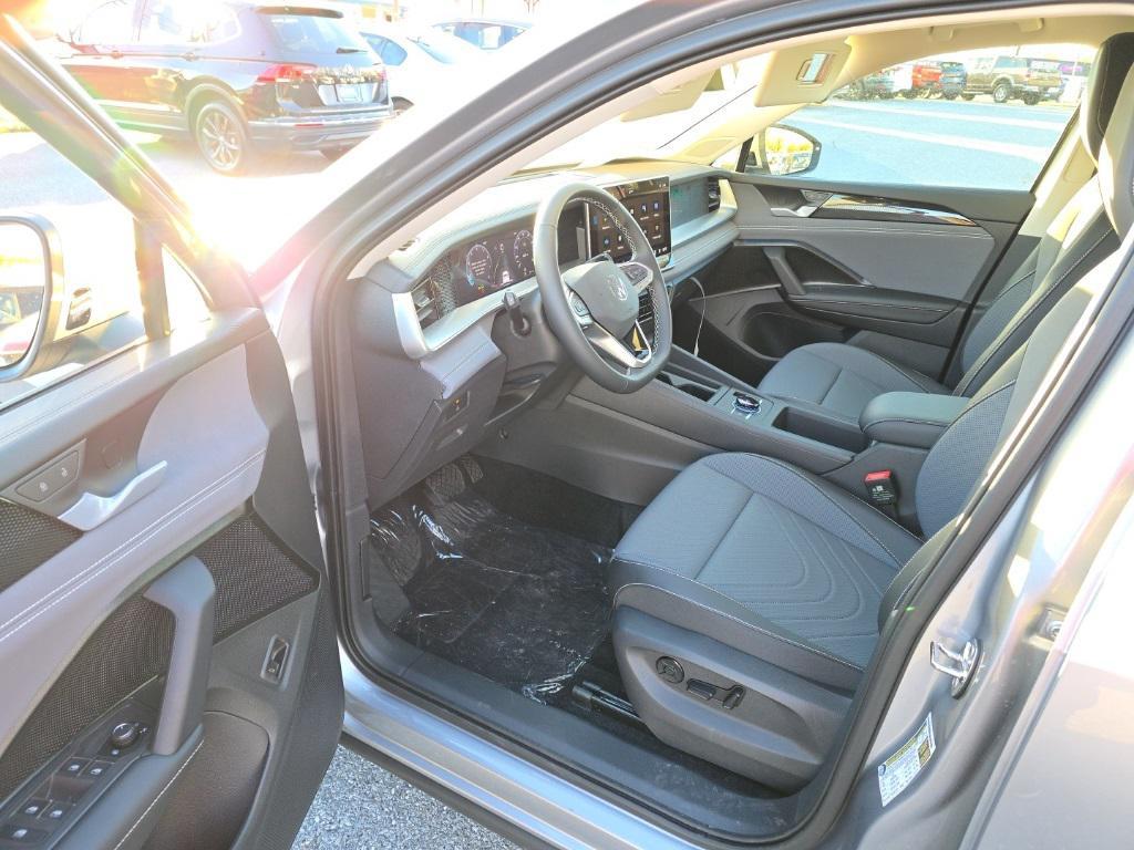 new 2026 Volkswagen Tiguan car, priced at $35,250