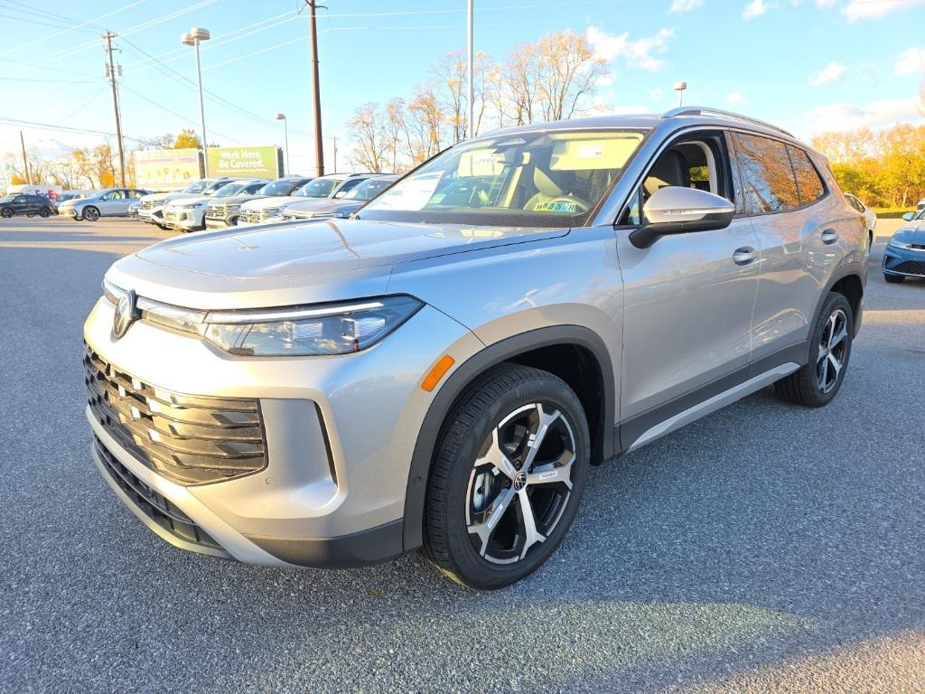 new 2026 Volkswagen Tiguan car, priced at $35,250
