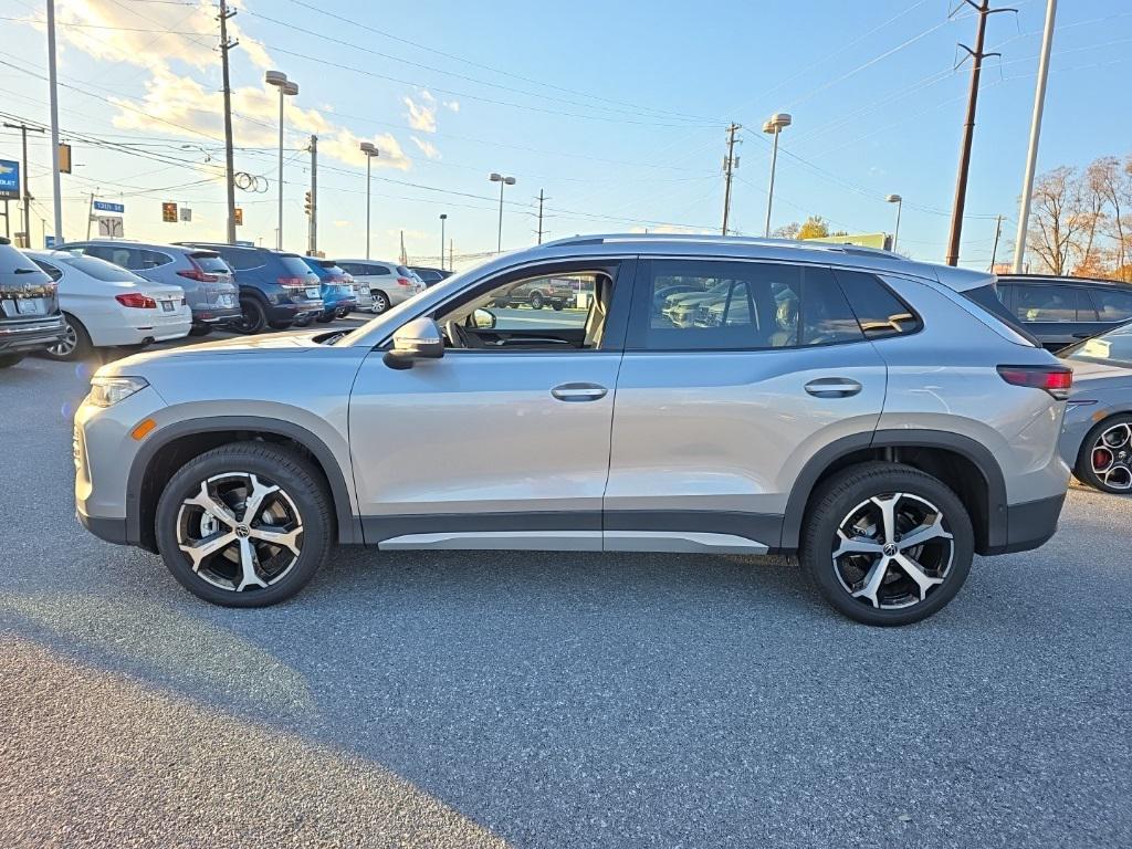 new 2026 Volkswagen Tiguan car, priced at $35,250