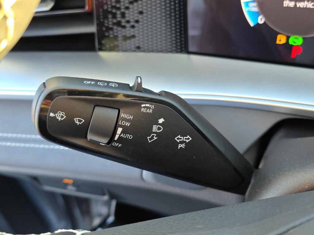 new 2026 Volkswagen Tiguan car, priced at $35,250