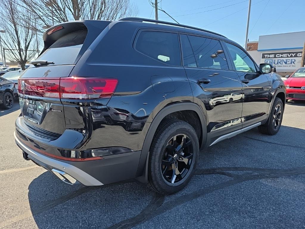 new 2026 Volkswagen Atlas car, priced at $47,701