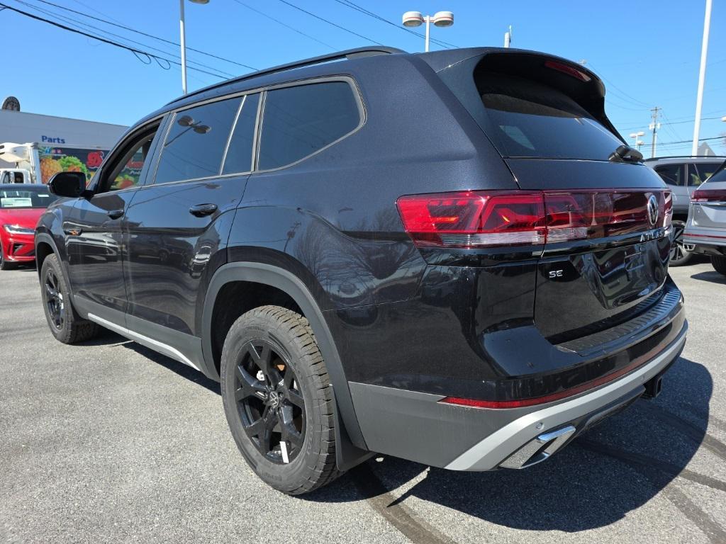 new 2026 Volkswagen Atlas car, priced at $47,701