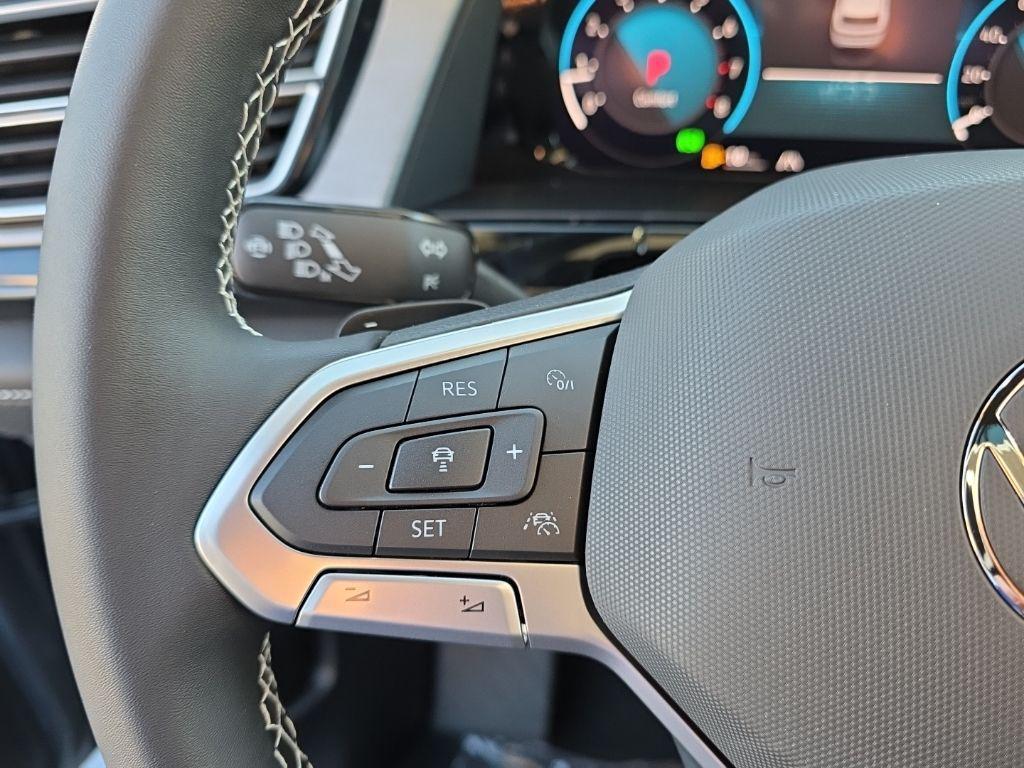 new 2026 Volkswagen Atlas Cross Sport car, priced at $43,756