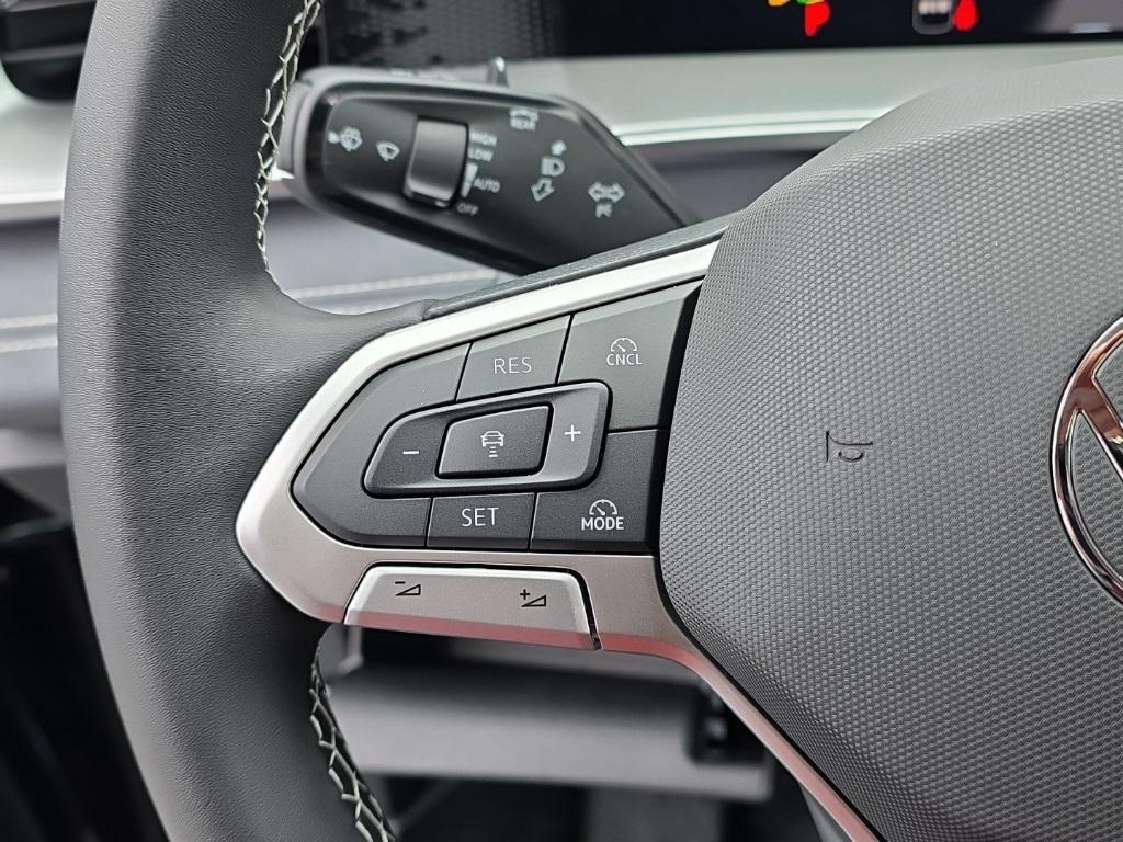 new 2026 Volkswagen Tiguan car, priced at $35,250