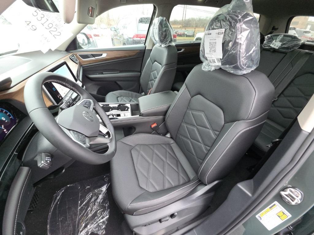 new 2026 Volkswagen Atlas car, priced at $44,058