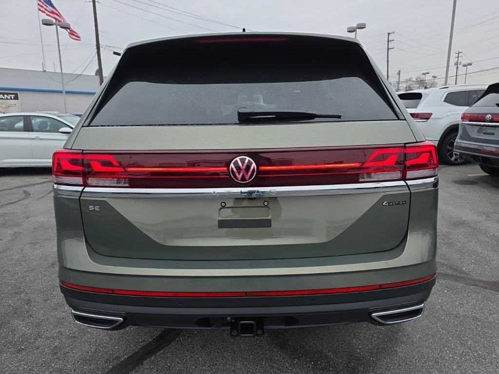 new 2026 Volkswagen Atlas car, priced at $44,058