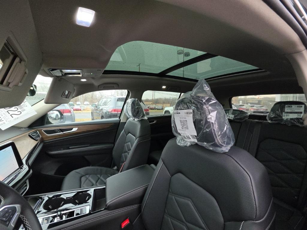 new 2026 Volkswagen Atlas car, priced at $44,058