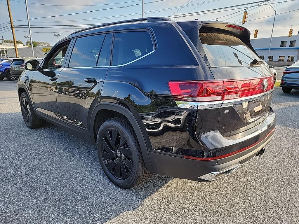 new 2026 Volkswagen Atlas car, priced at $41,753