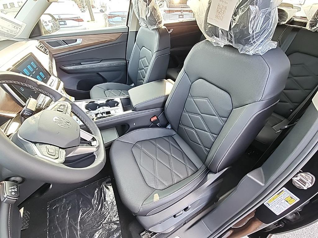 new 2026 Volkswagen Atlas car, priced at $41,753