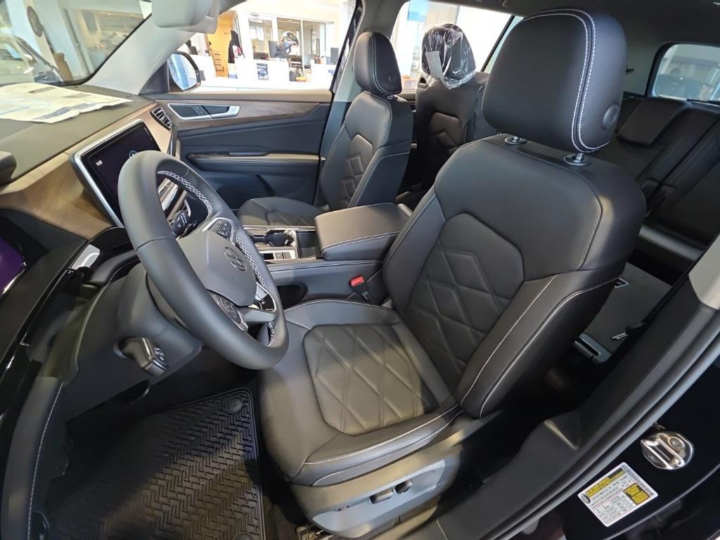new 2026 Volkswagen Atlas car, priced at $42,753