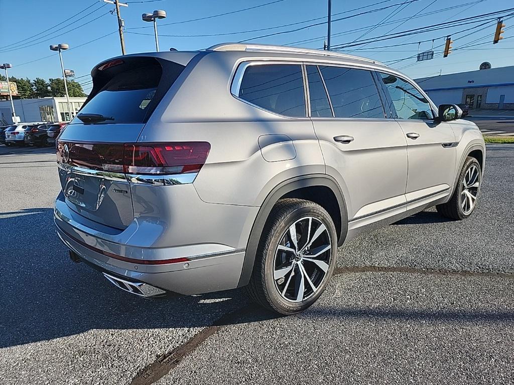 new 2026 Volkswagen Atlas car, priced at $52,570