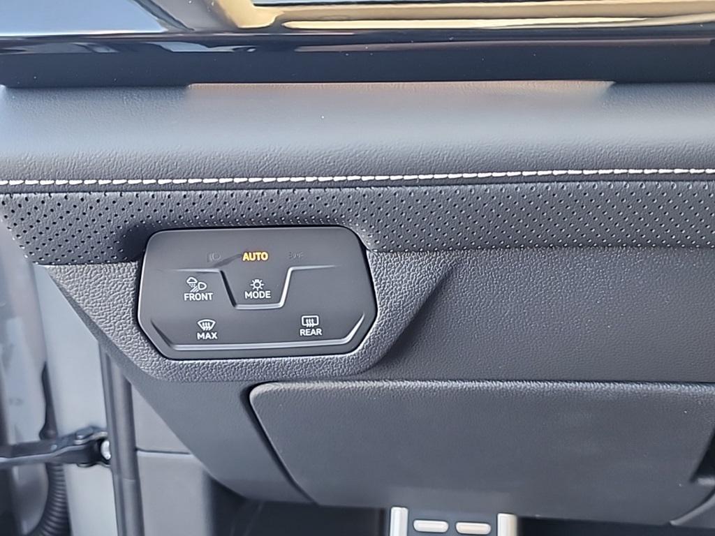 new 2026 Volkswagen Atlas car, priced at $52,570