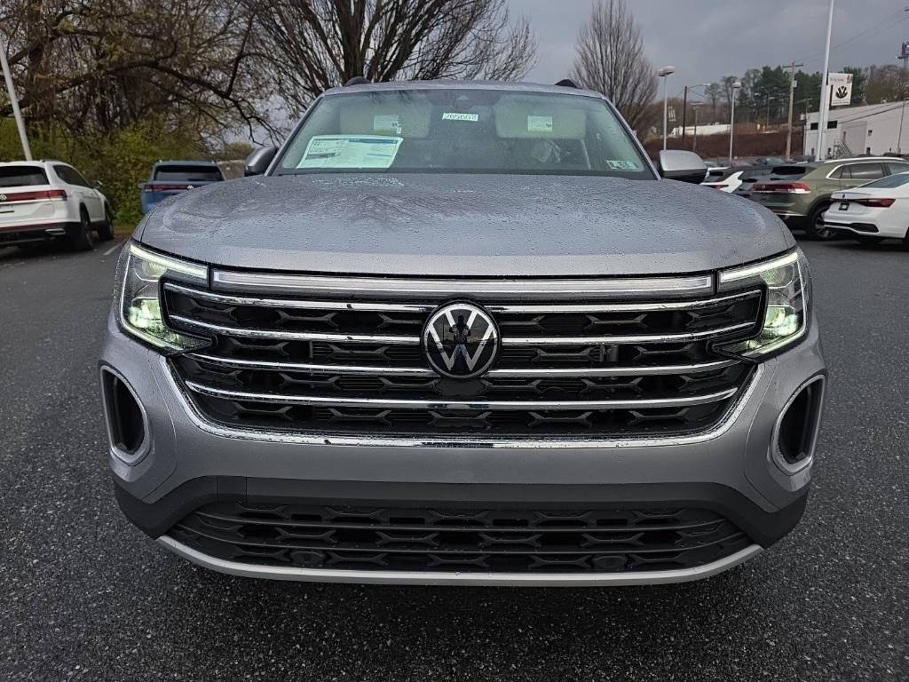 new 2026 Volkswagen Atlas car, priced at $39,112
