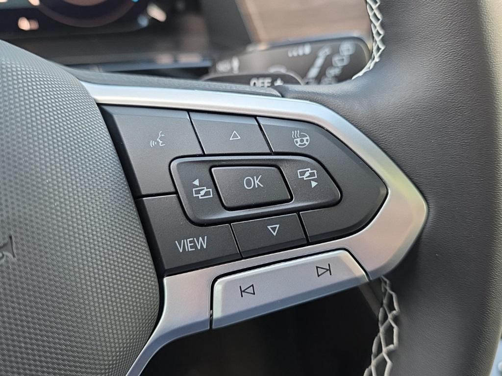 new 2026 Volkswagen Atlas car, priced at $48,521