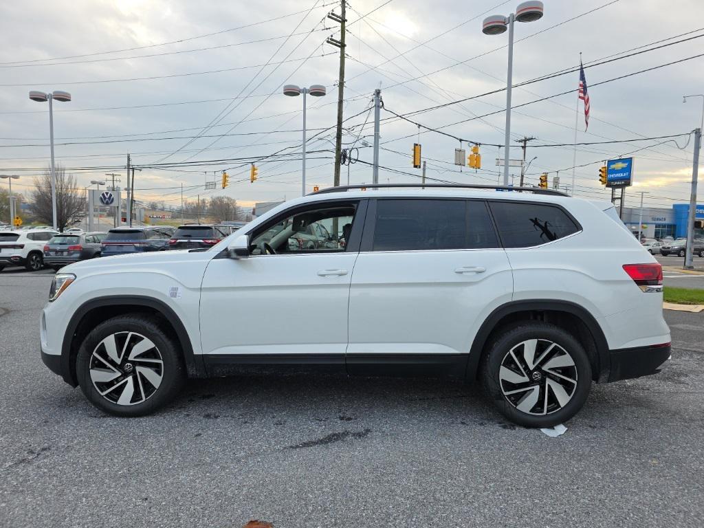 new 2026 Volkswagen Atlas car, priced at $44,854