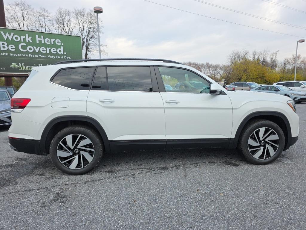 new 2026 Volkswagen Atlas car, priced at $44,854
