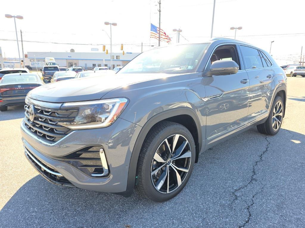 new 2026 Volkswagen Atlas Cross Sport car, priced at $51,484
