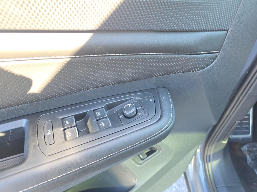 new 2026 Volkswagen Atlas Cross Sport car, priced at $51,484