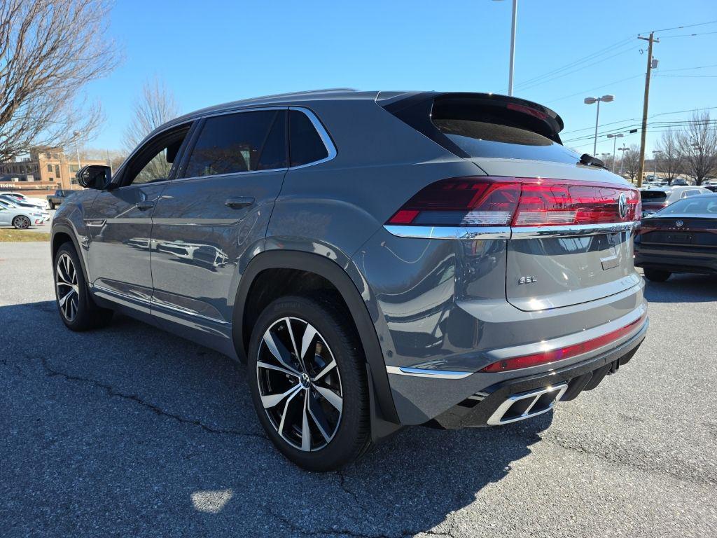 new 2026 Volkswagen Atlas Cross Sport car, priced at $51,484