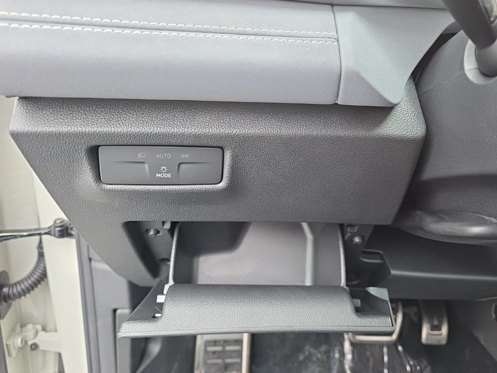 new 2026 Volkswagen Tiguan car, priced at $38,688