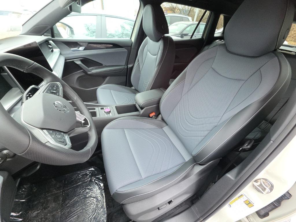 new 2026 Volkswagen Tiguan car, priced at $38,688