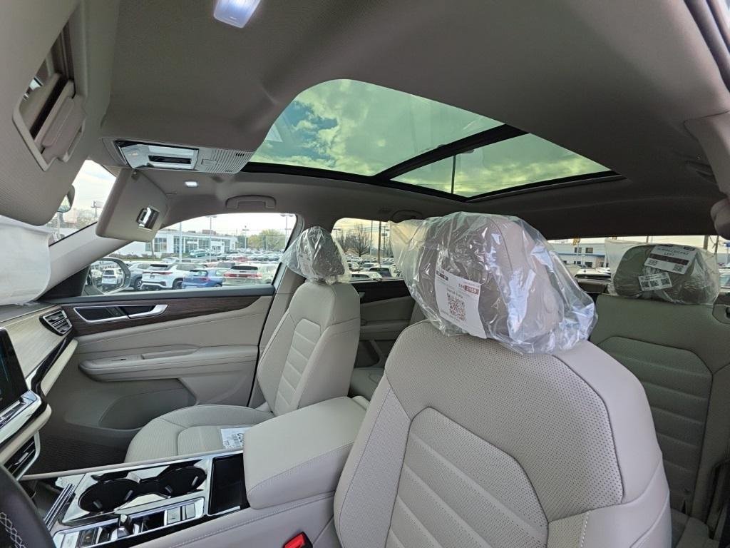 new 2026 Volkswagen Atlas car, priced at $47,923