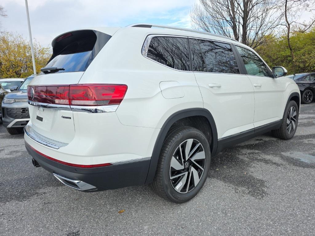 new 2026 Volkswagen Atlas car, priced at $47,923
