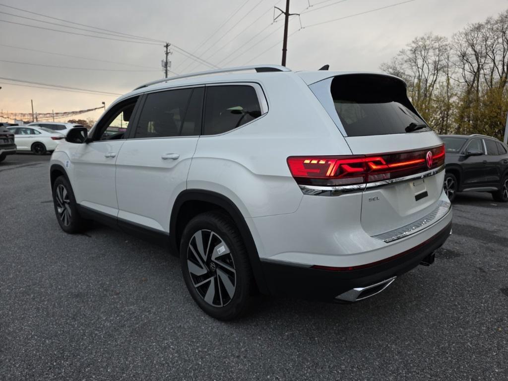 new 2026 Volkswagen Atlas car, priced at $47,923