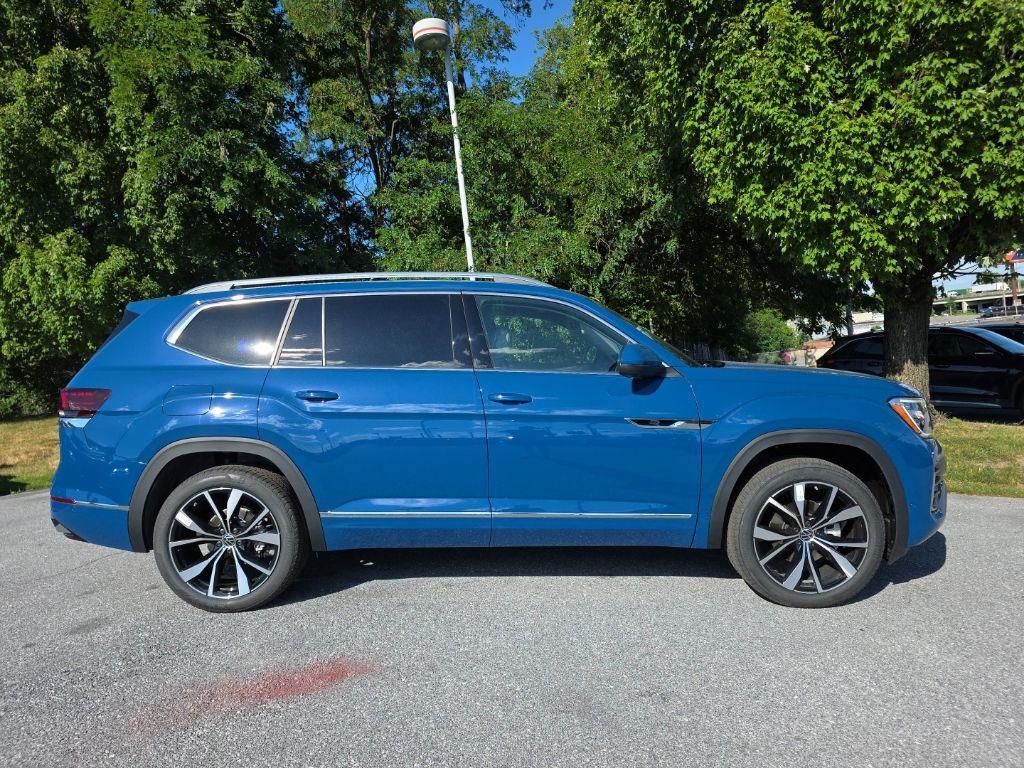 new 2026 Volkswagen Atlas car, priced at $52,560