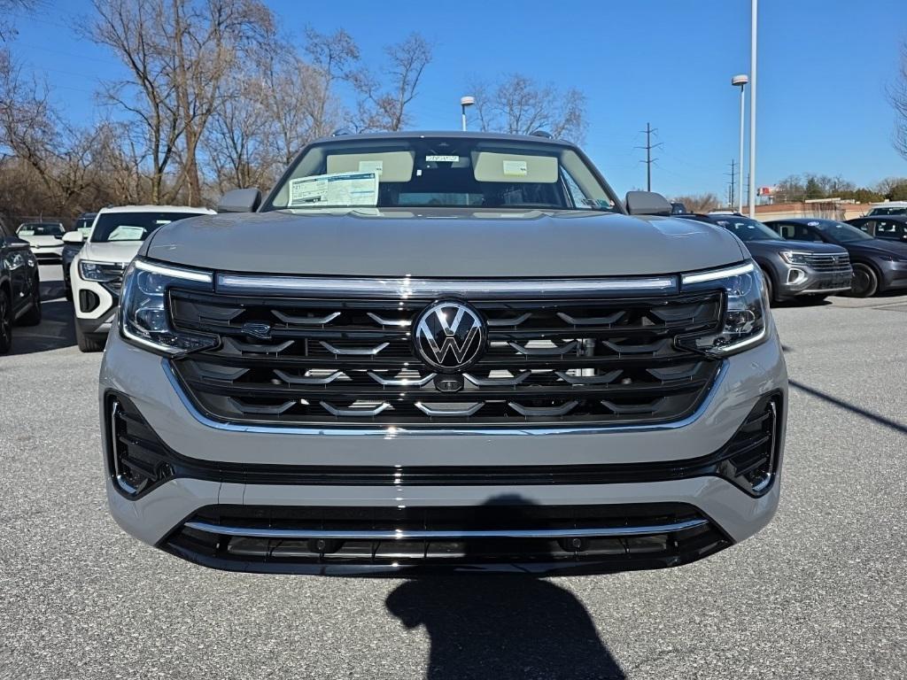 new 2026 Volkswagen Atlas car, priced at $54,161