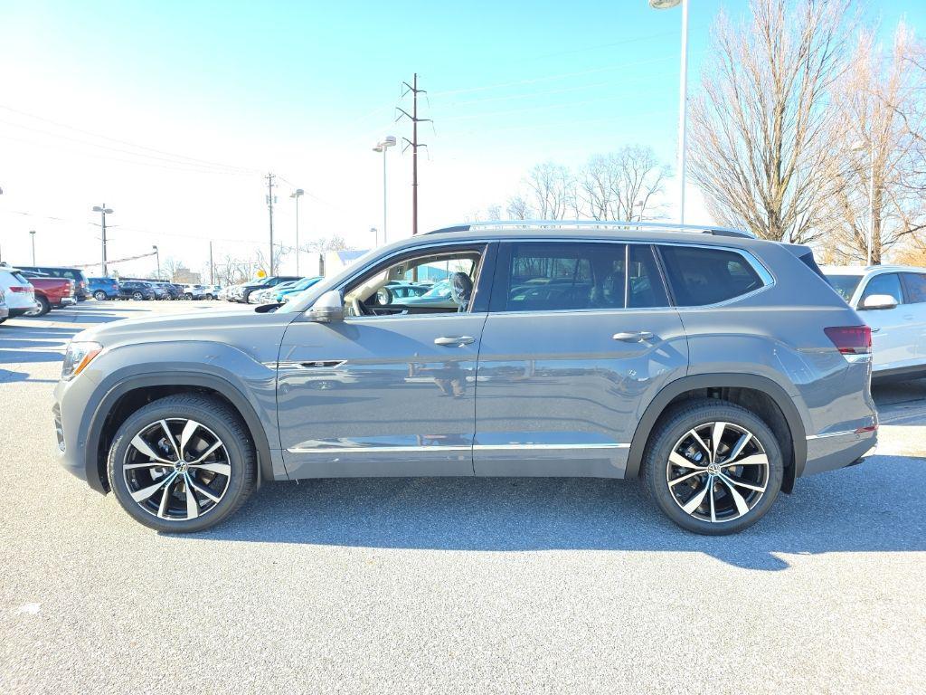 new 2026 Volkswagen Atlas car, priced at $54,161