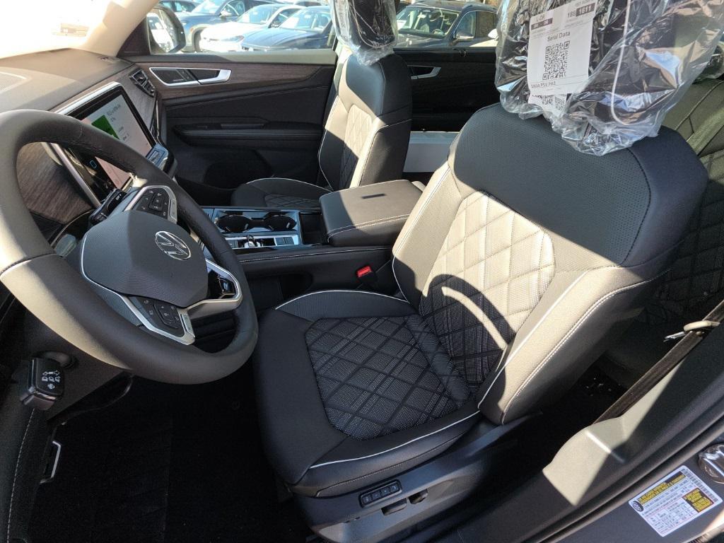 new 2026 Volkswagen Atlas car, priced at $54,161