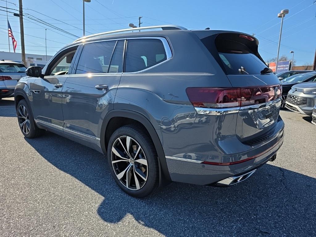 new 2026 Volkswagen Atlas car, priced at $54,161